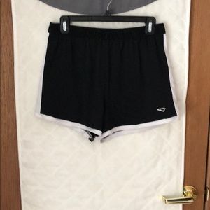 Black athletic shorts size S